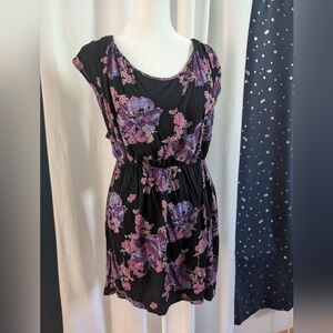 Free People Women's Size Medium Sleeveless Top Tunic Tank Purple Floral Print